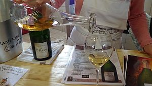 Meteyer-from-decanter-300