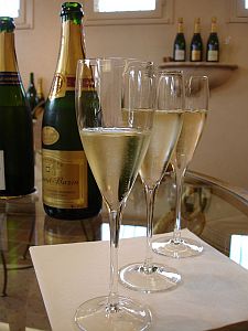 Tasting-at-Henriet-Bazin225